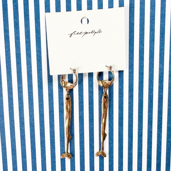 Free People Carter Fish Dangle Earrings in Gold | NWT - Picture 2 of 5